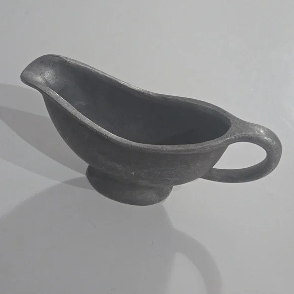 Vintage Pewter Sauce / Gravy Boat Server - Picture 2 of 8